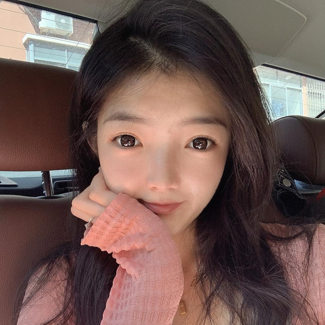 欣欣子：