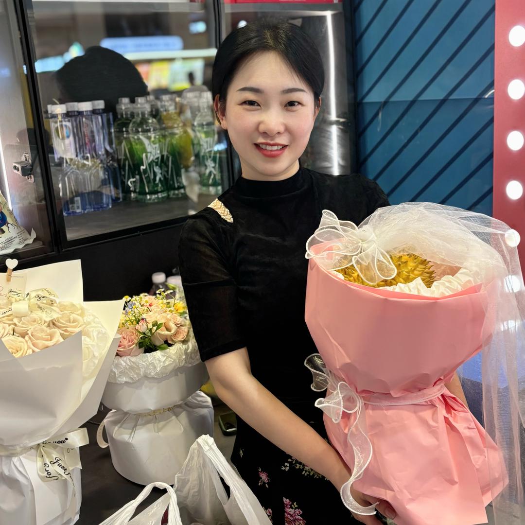 林娜-