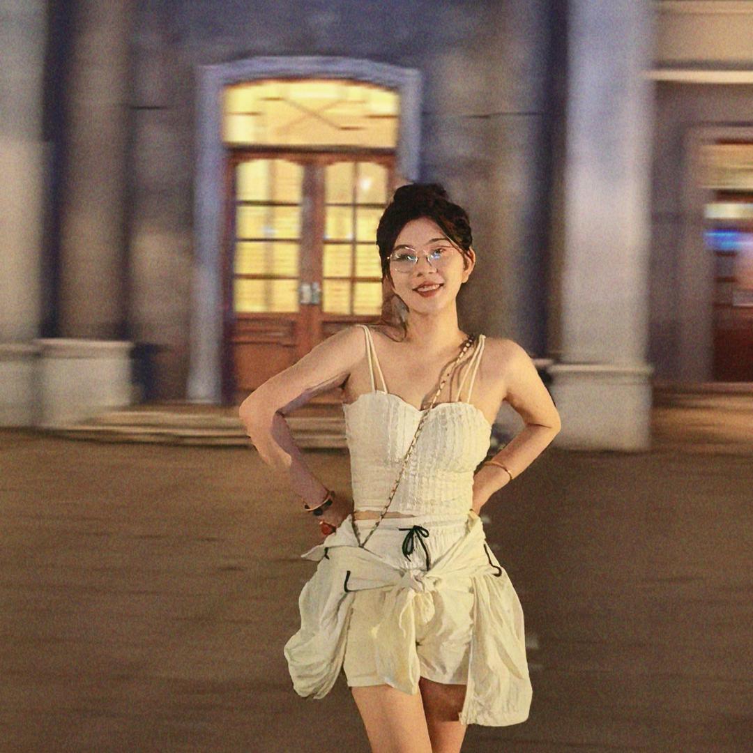 我是美女李狗剩