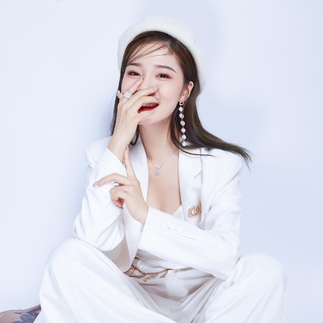美学设计•梅梅