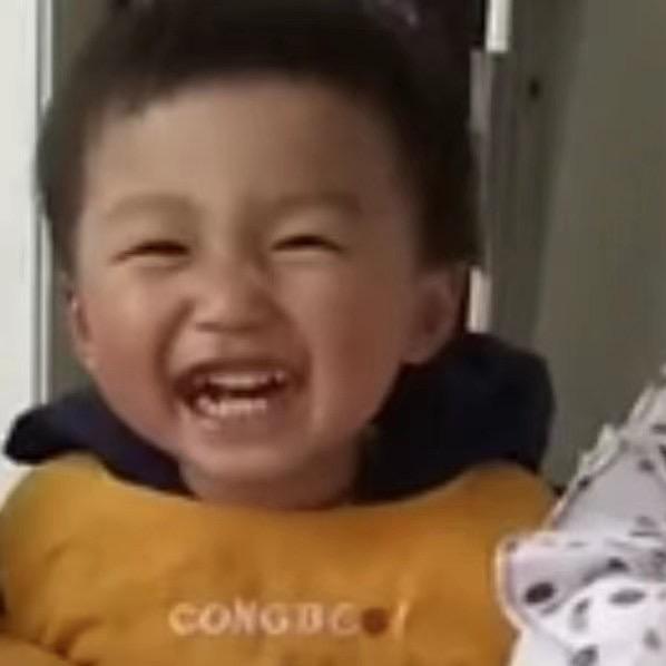 妈咪的小宝😍大宝