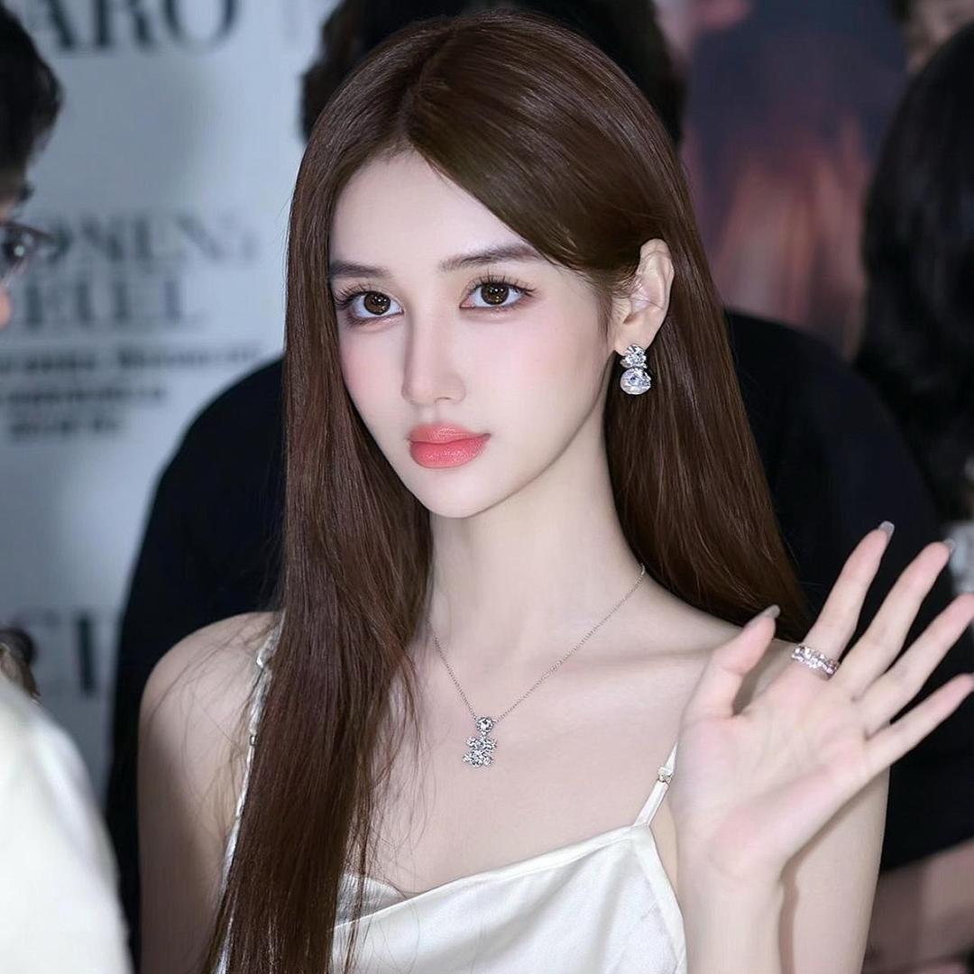 琳微儿🦋。