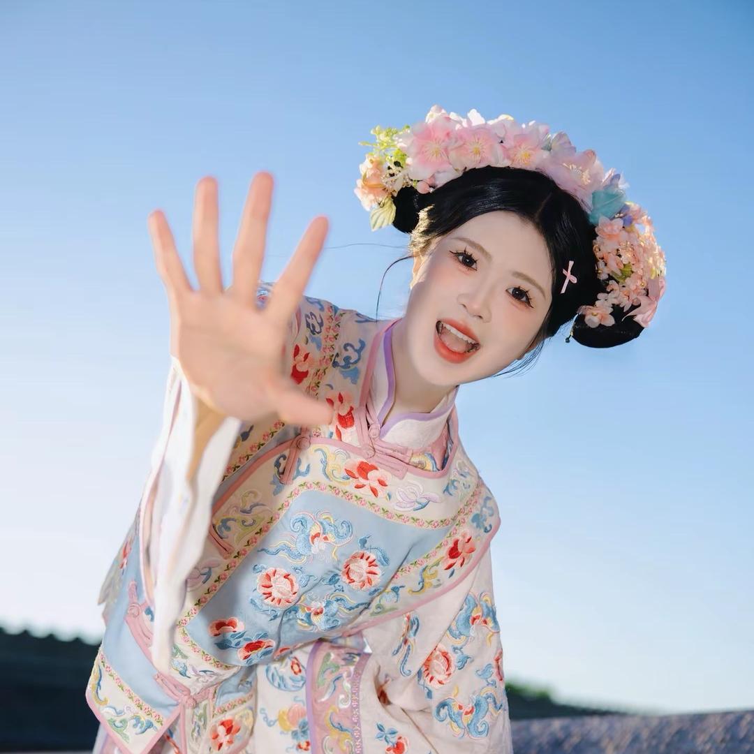 厂花小琪