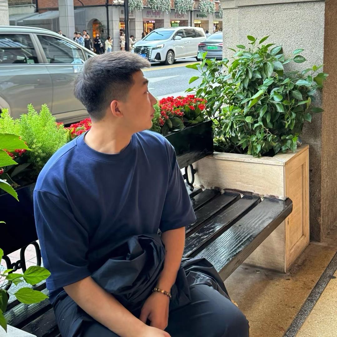 刘旭日很酷
