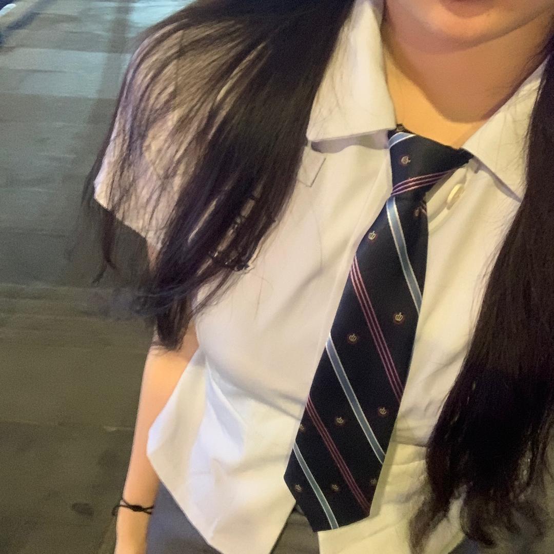 兔牙戚戚