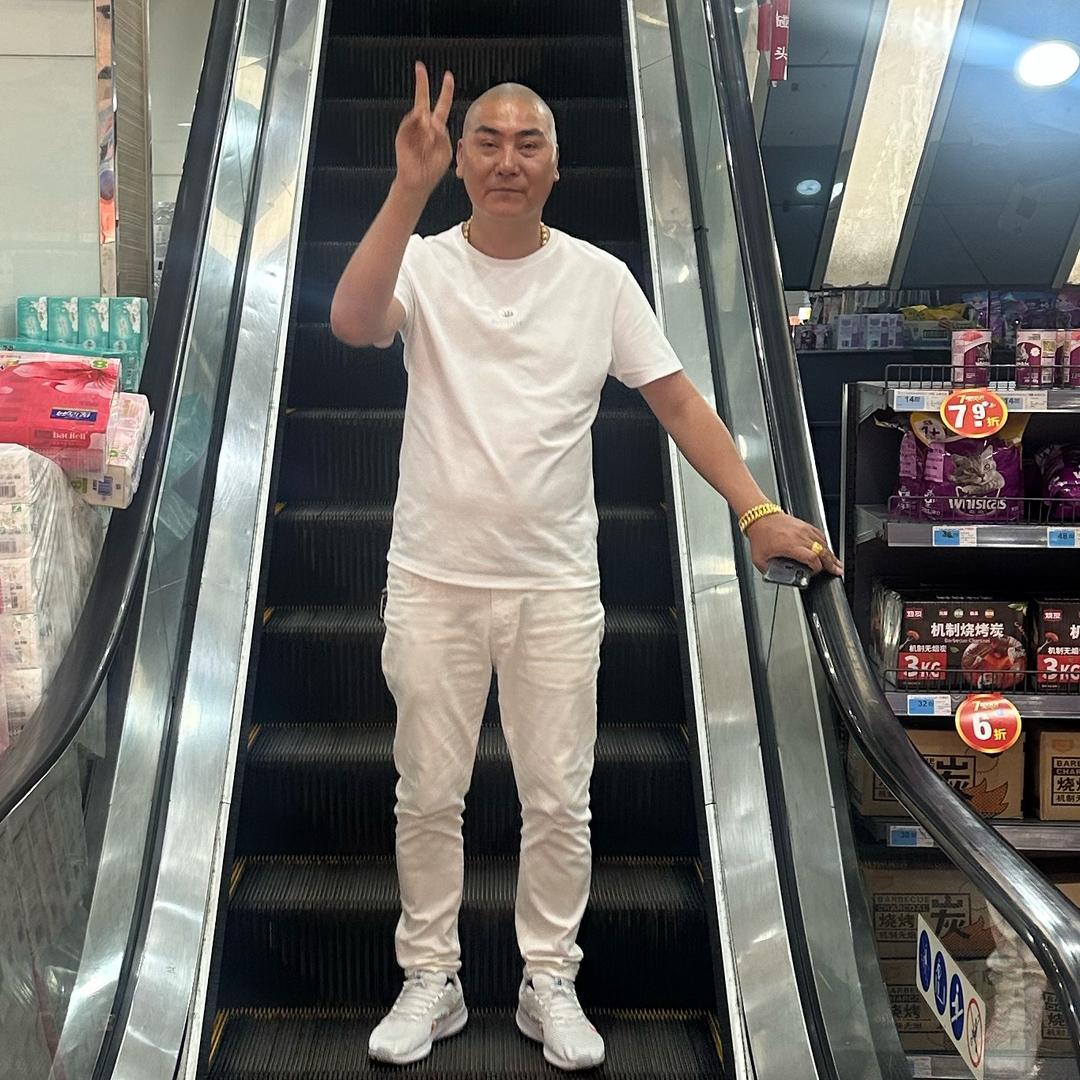 陈荣德，余生我单行