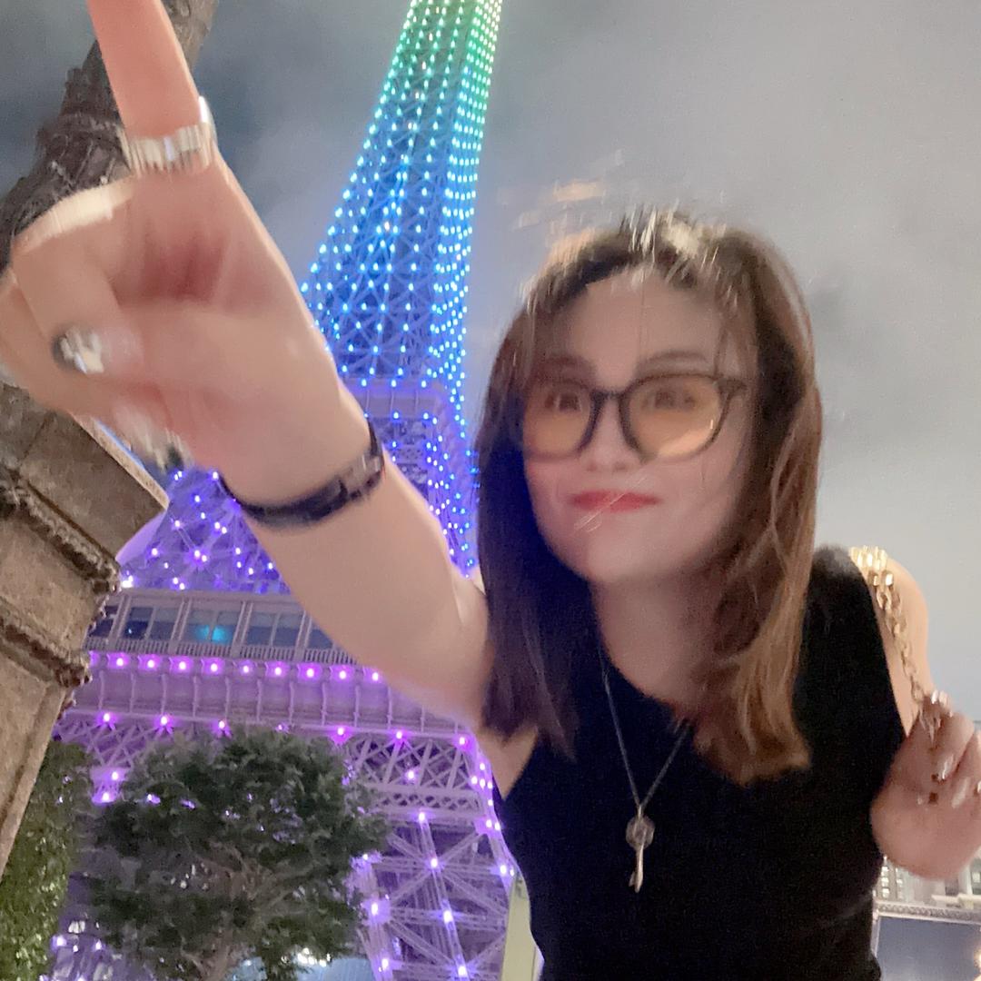 小琪总DE妈妈
