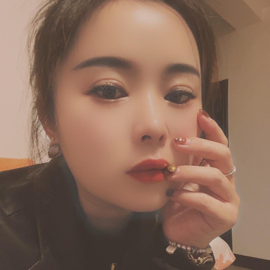 滢滢