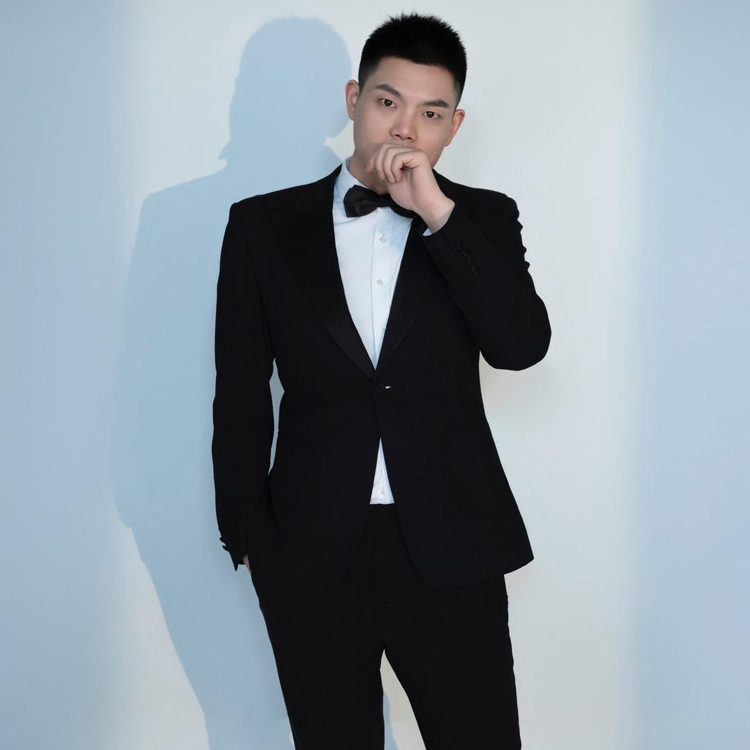 何事秋风悲画扇🍃