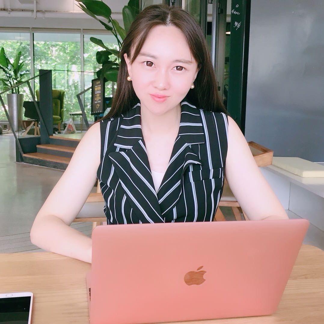 欧若拉个人IP品牌