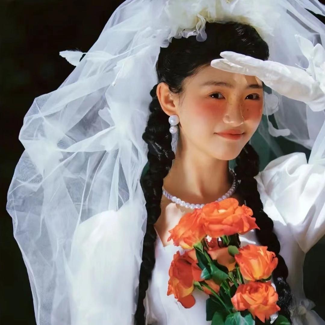 薇琪·大同莳屿婚纱