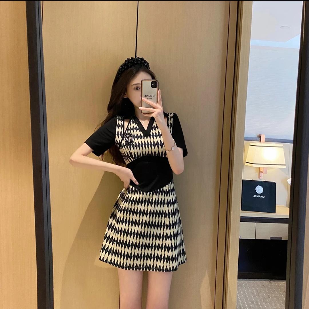 苒苒针织外套女装店