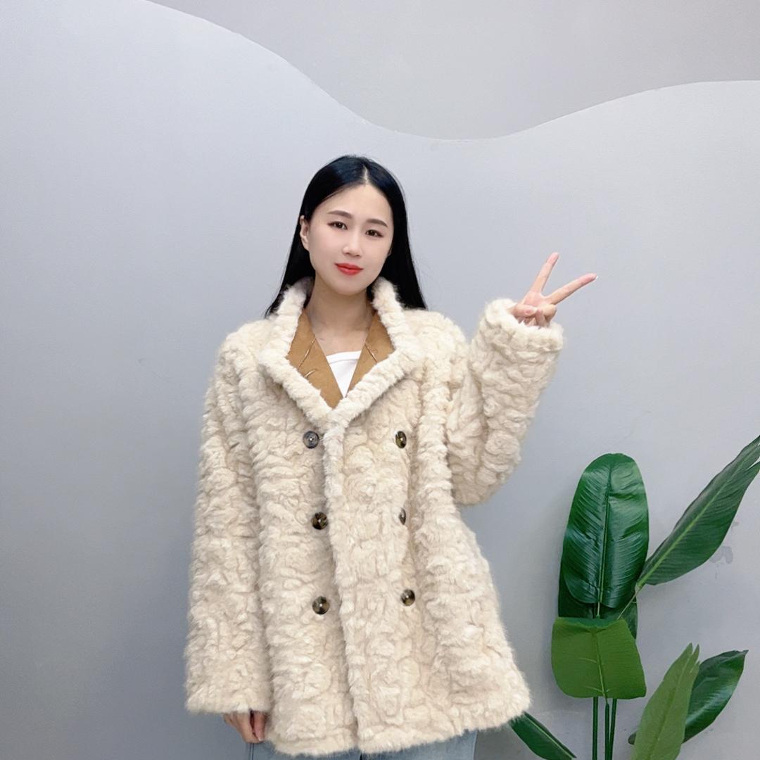 蕾迪服饰优品店