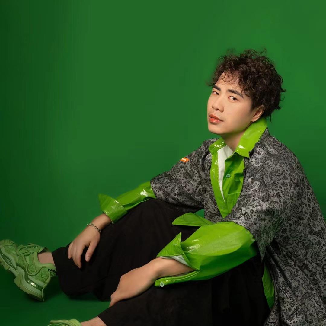 在娄底开健康染发店的威老板