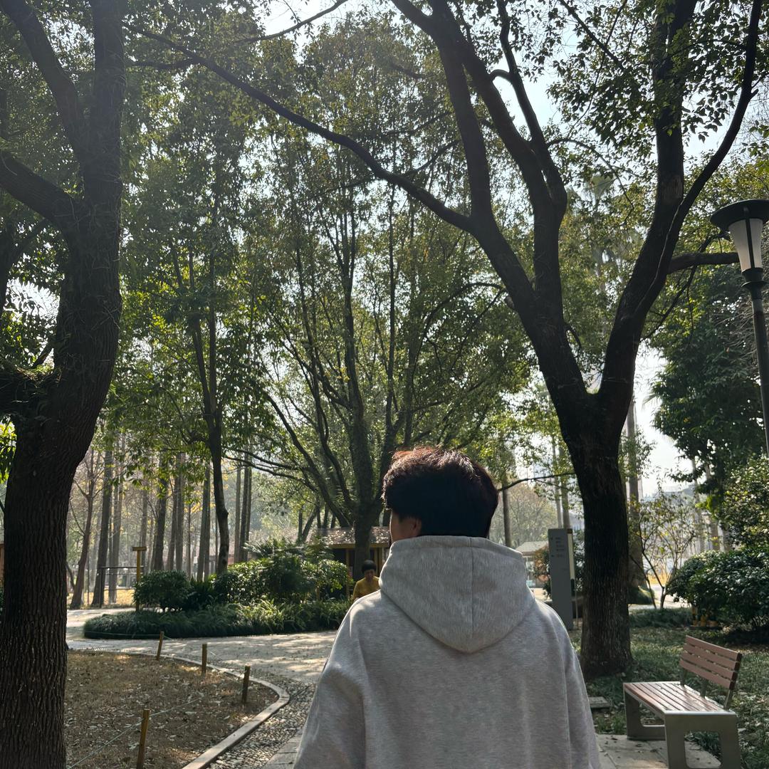 《刺身姿造》- 阿亮