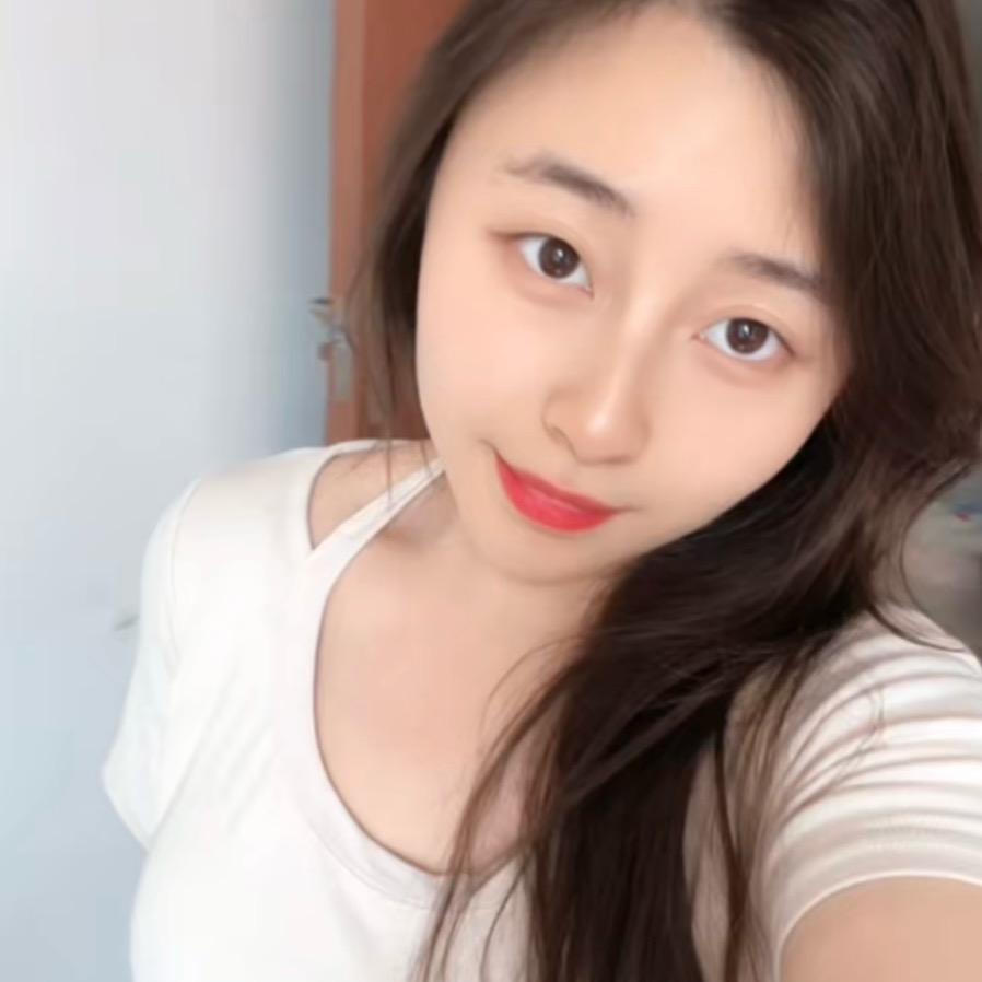 是小余呀·