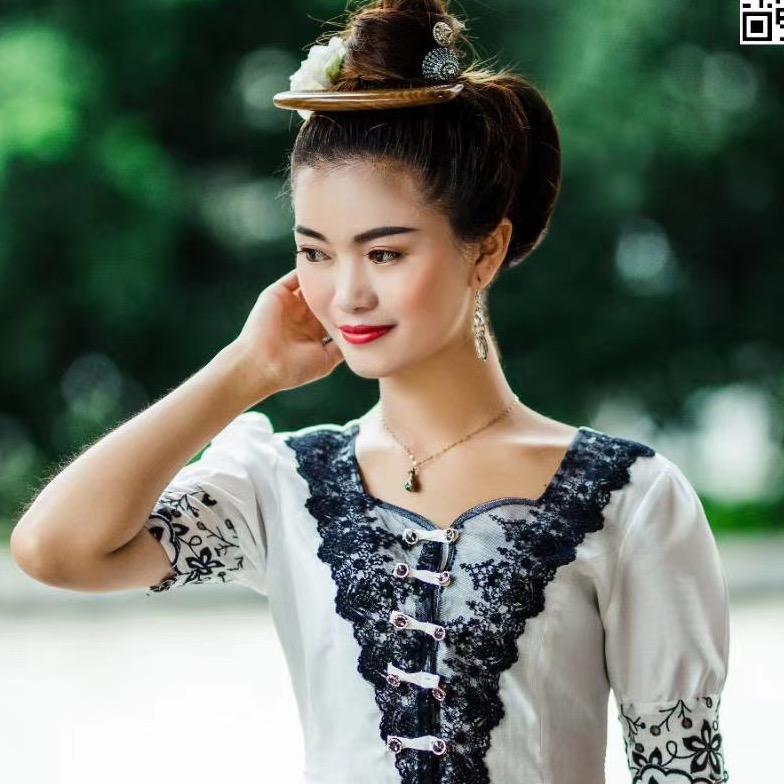 YW，西欢傣服饰