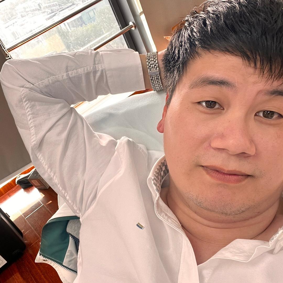 胖鱼              ╲