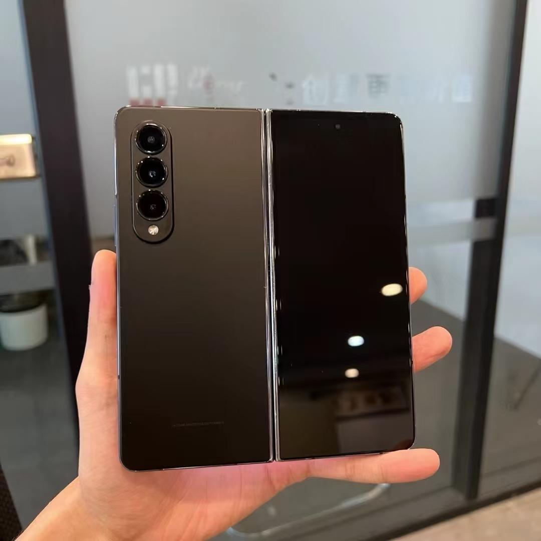 小五高端折叠屏