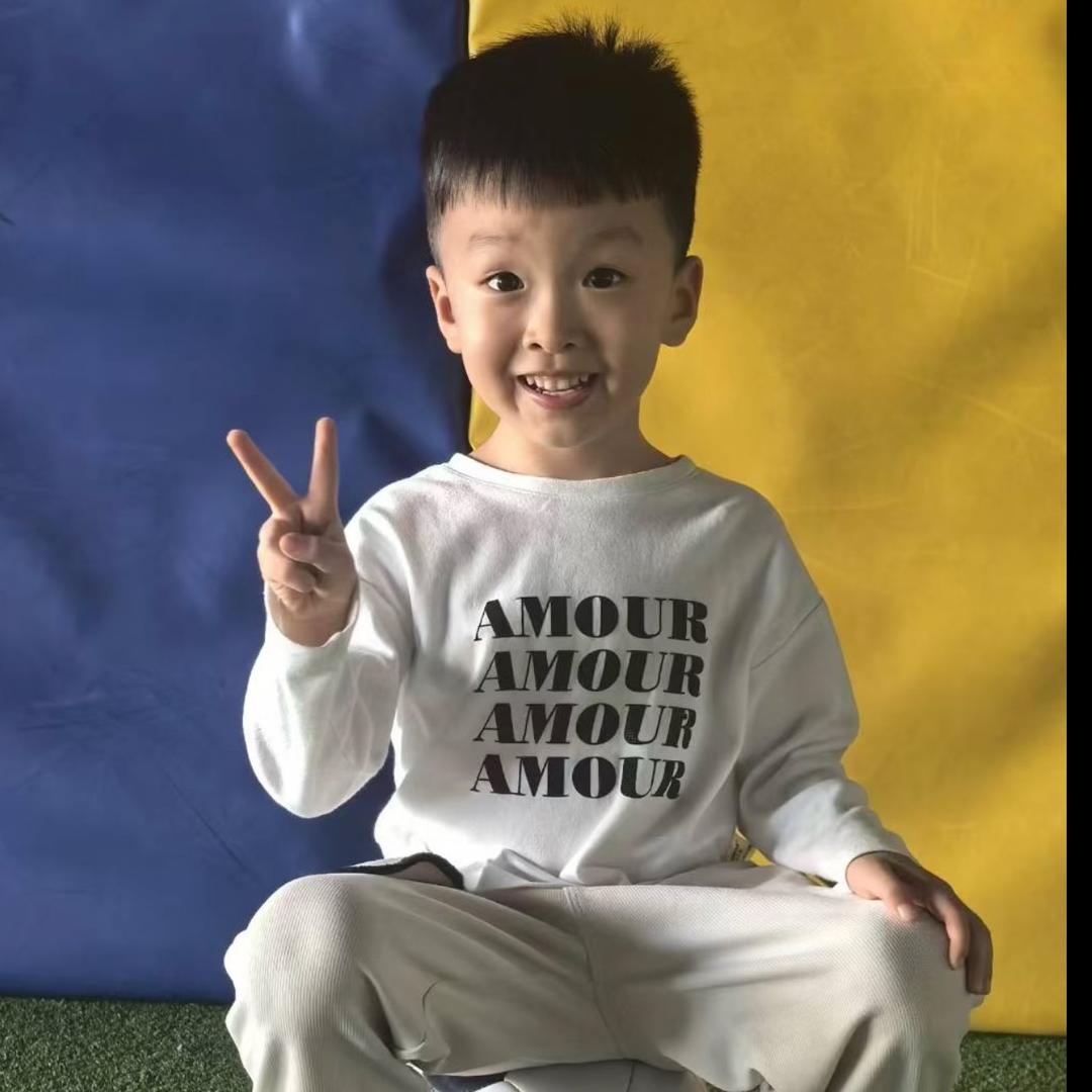 黄小歪是谁