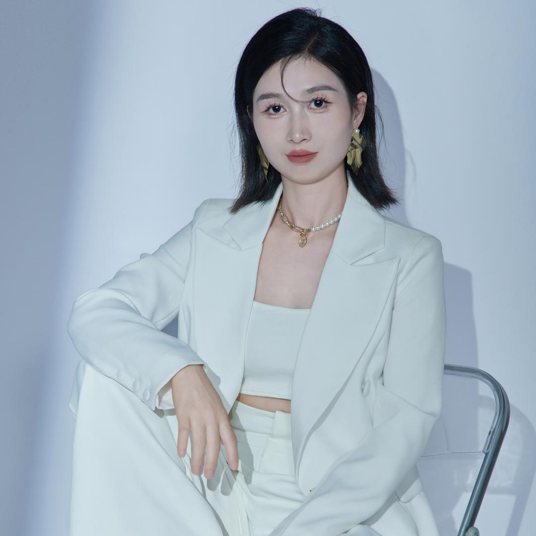 奉新减龄眉形设计-丽丽