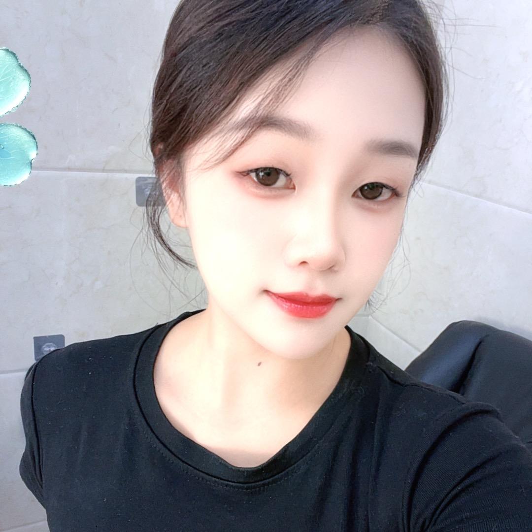 是慧慧吖～