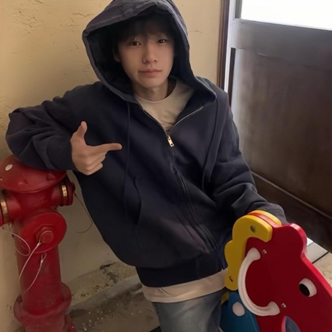 李十二