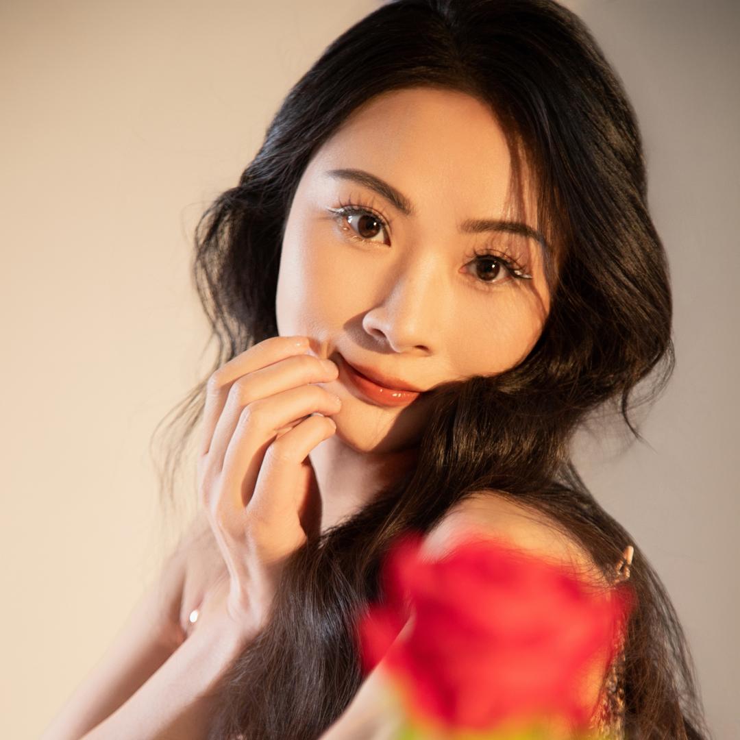 小公主小殿⬇️的mani