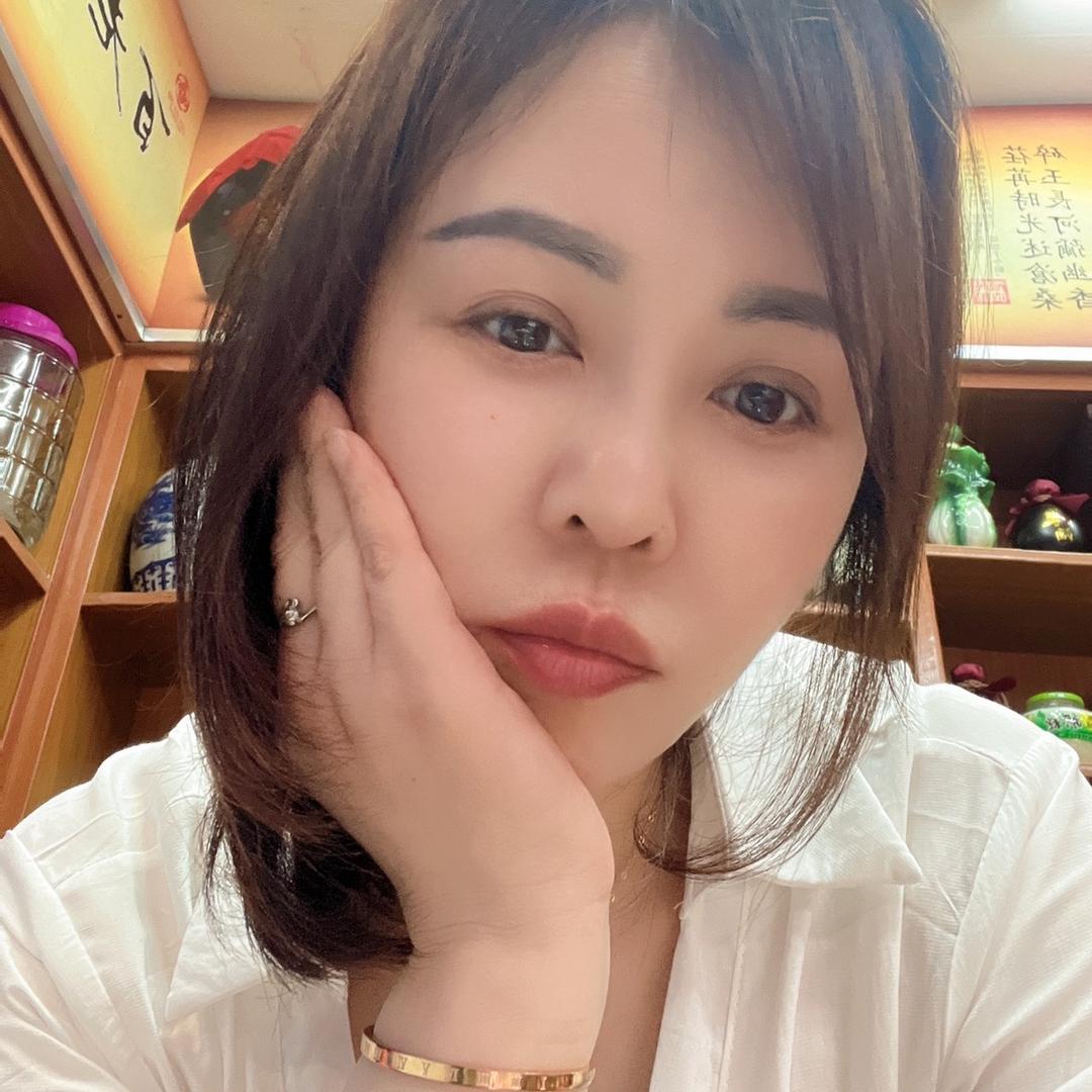 带刺的玫瑰🌹