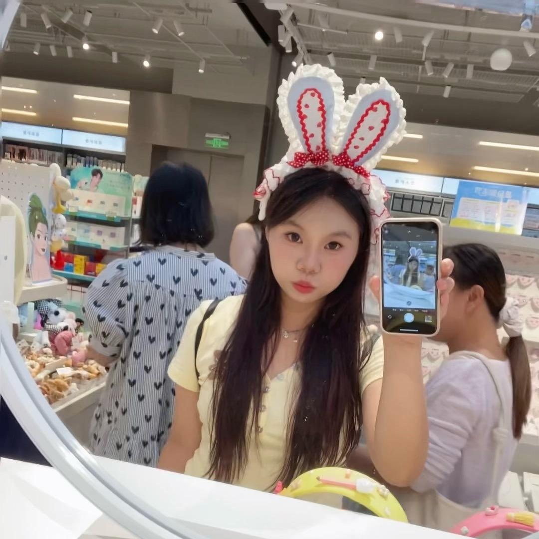 天天开开心（笑笑）