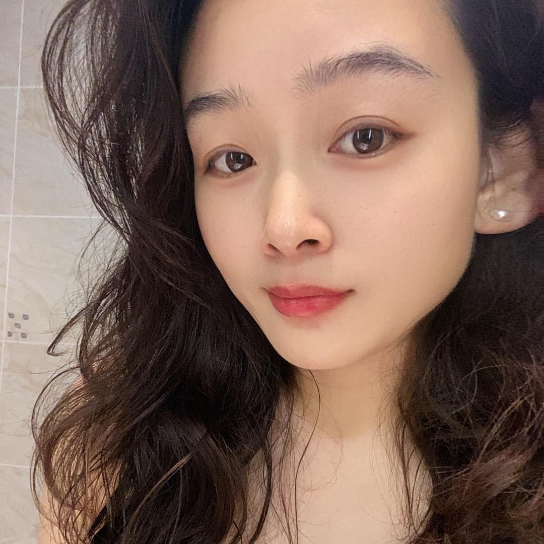 做广告的美女妈妈
