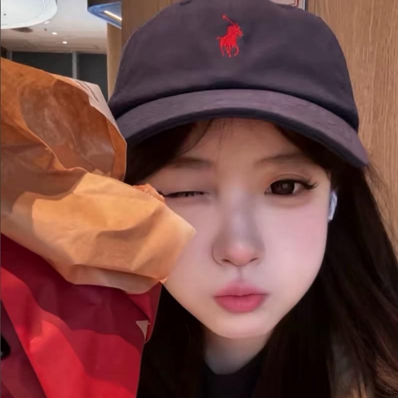 佳🕊️