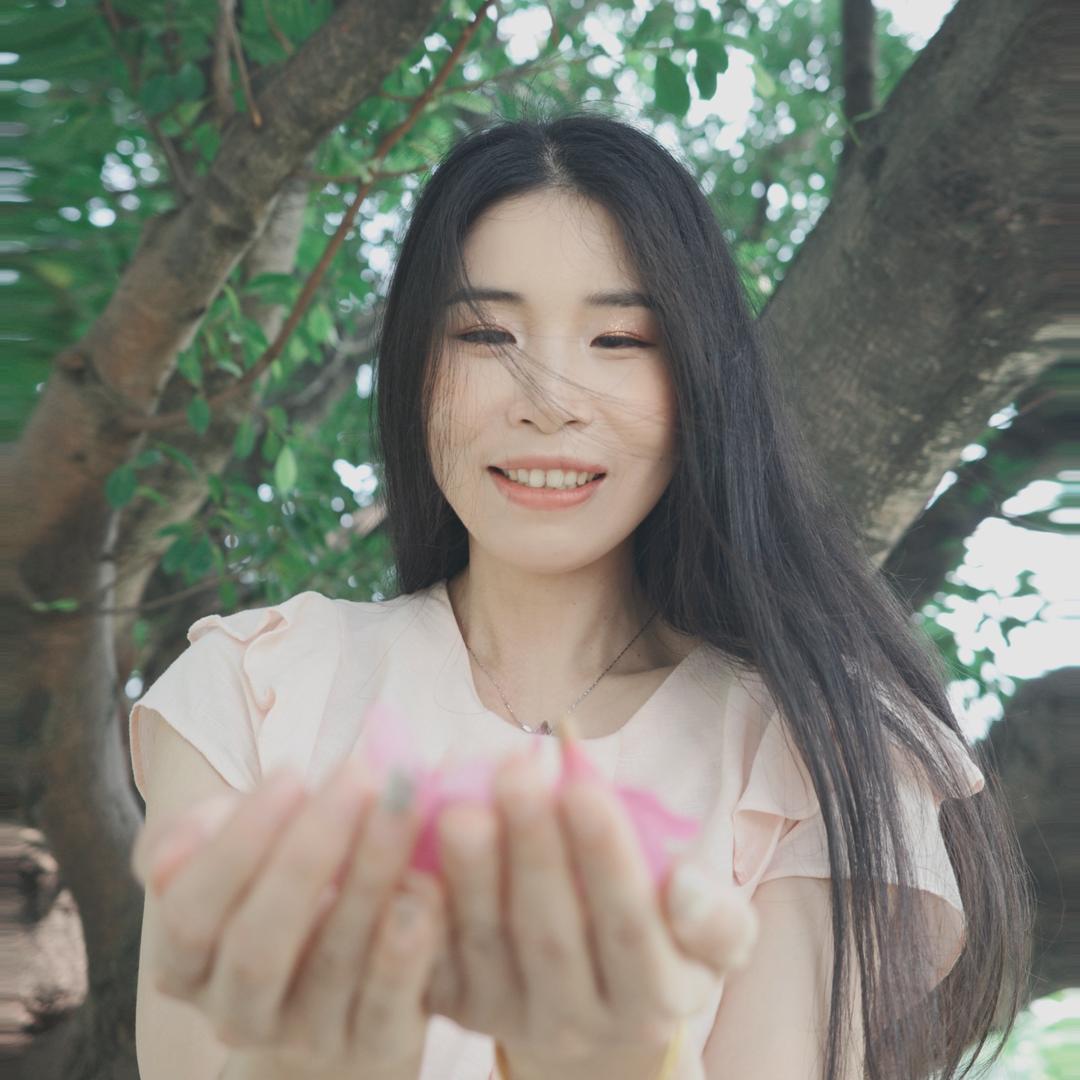 潘潘的衣橱的头像