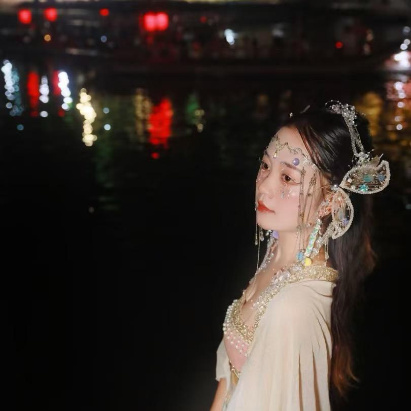 贵州苗阿花（旅游咨询）
