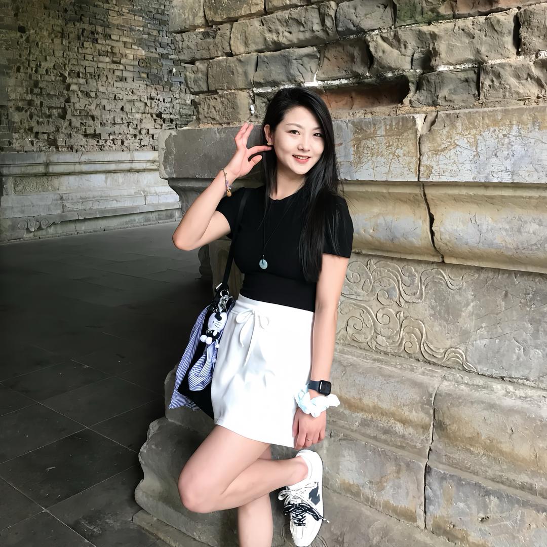 小李改爱吃菜了