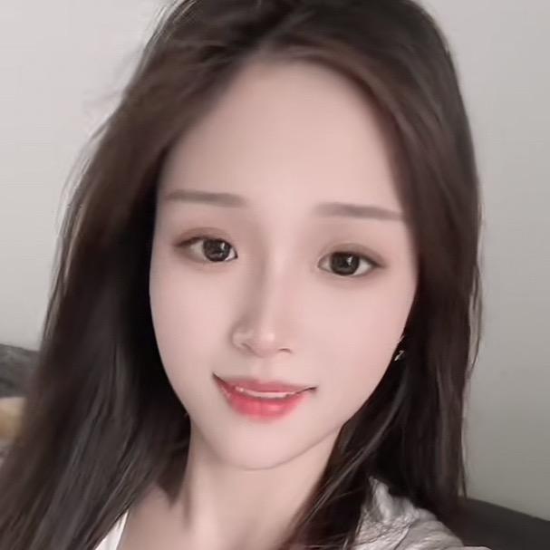 单飞的何姑娘