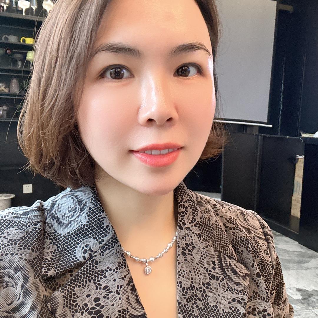 苗养世家肩颈腰腿馆