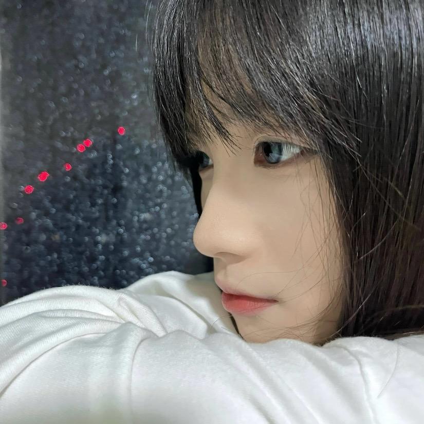 前任太懂事自己跑了