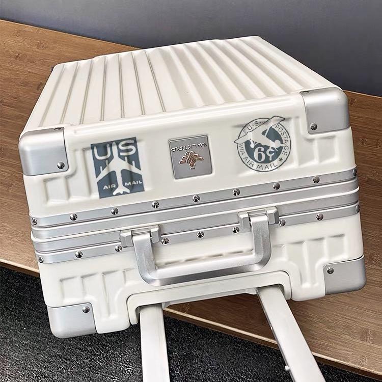 盛罗澜保罗旅行箱工厂