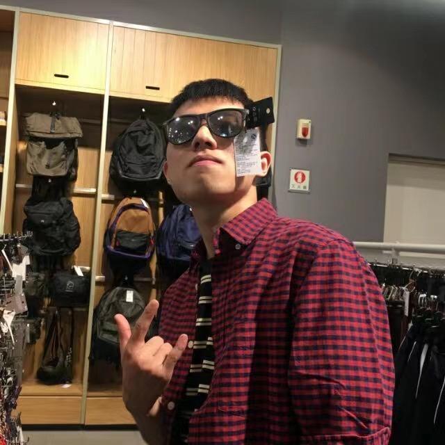 大头超爱吃