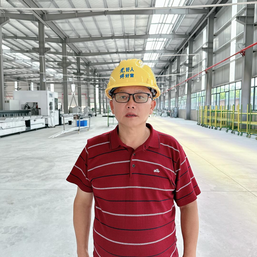 老好人无缝焊接门窗超级工厂