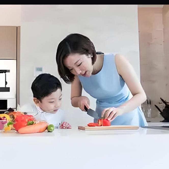 嘟嘟妈吖