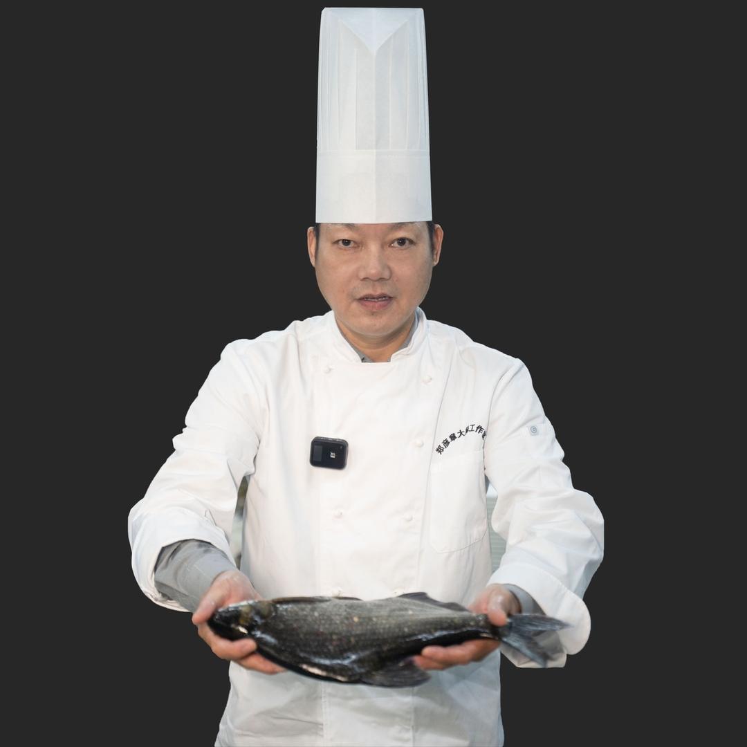 鄂州大碗厨餐饮郑彦章