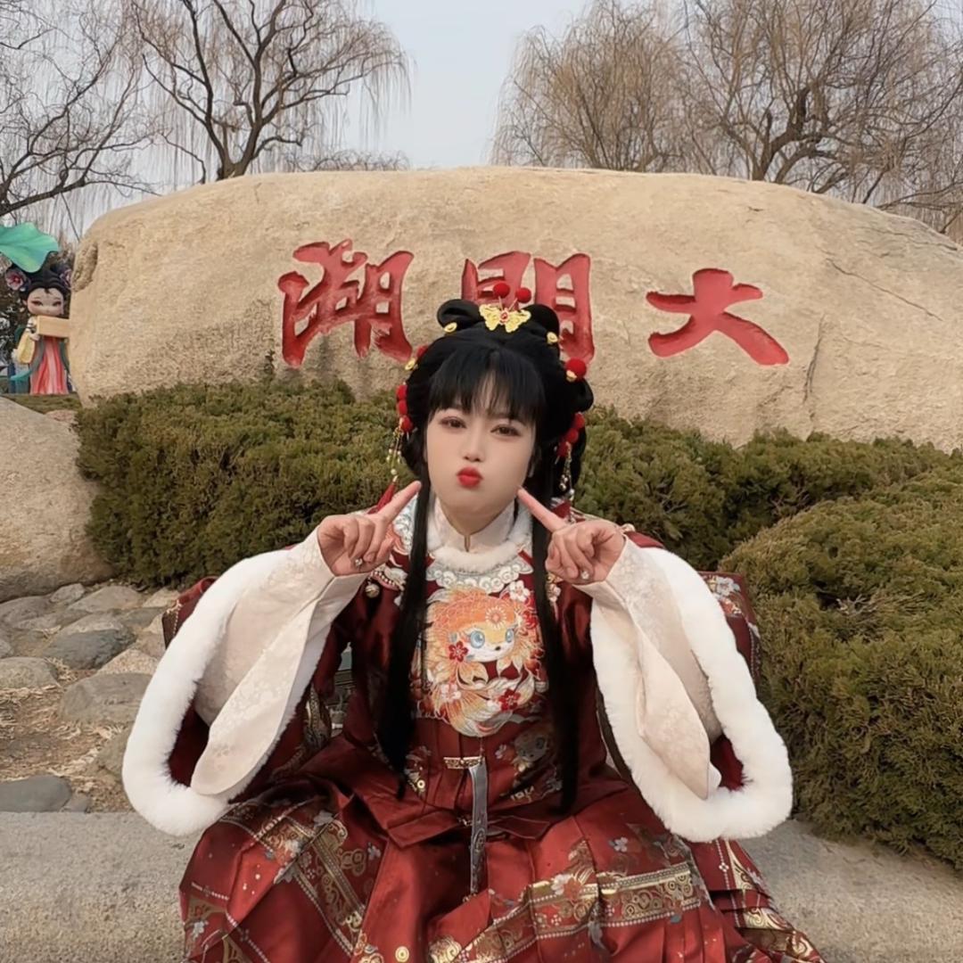 小玲儿带你吃喝玩乐