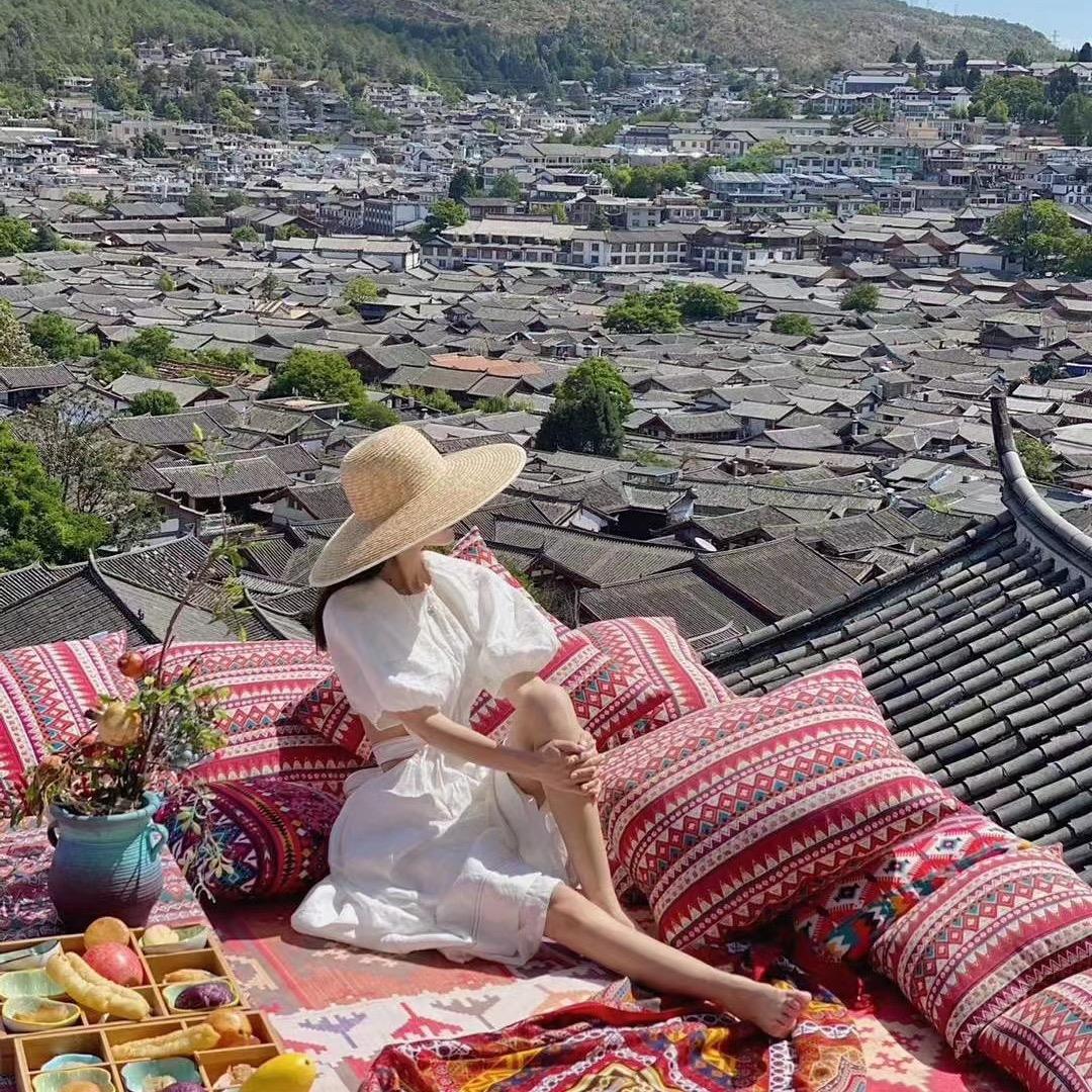 丽江遇嘉人白马轻奢民宿