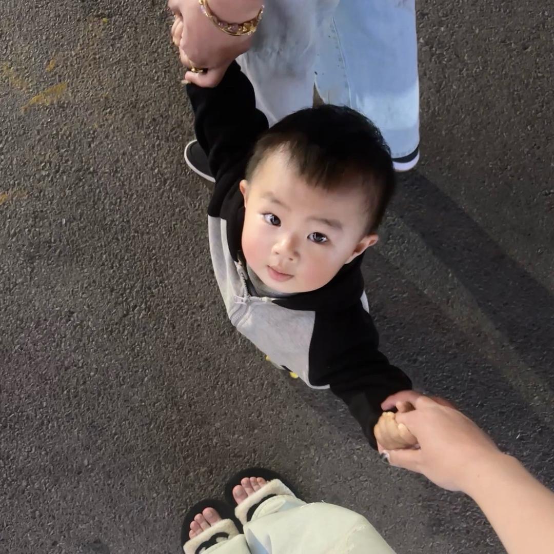 闹什么