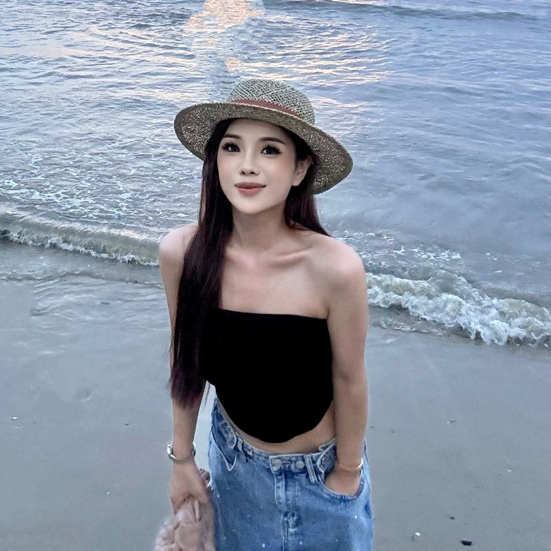 两杯美式