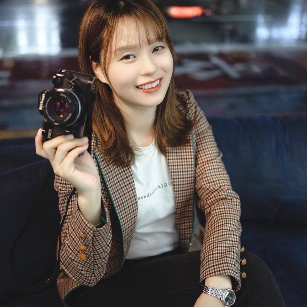 相机小姐姐