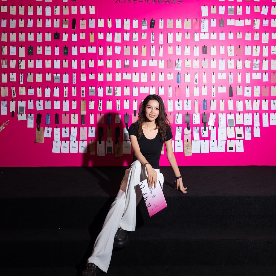 羊绒大衣工厂乐乐