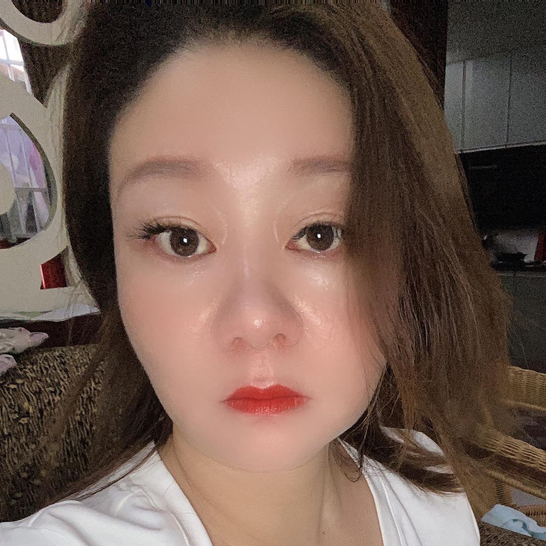 用户8030549584870拽姐